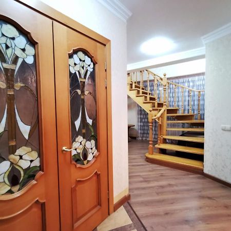Penthouse With 3-Bedrooms アルマトイ エクステリア 写真